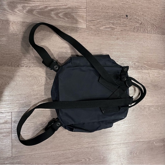 Fjallraven Kanken Mini Backpack - Picture 3 of 5